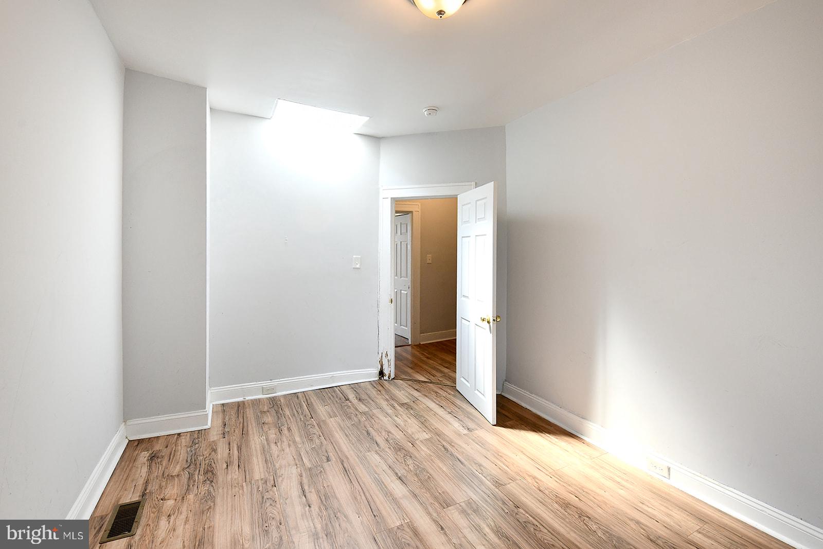 CLIFTON PARK - Residential