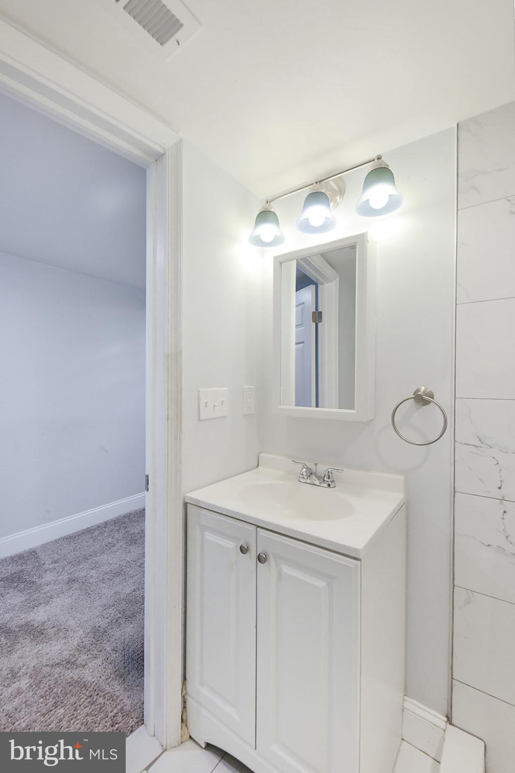 CLIFTON PARK - Residential