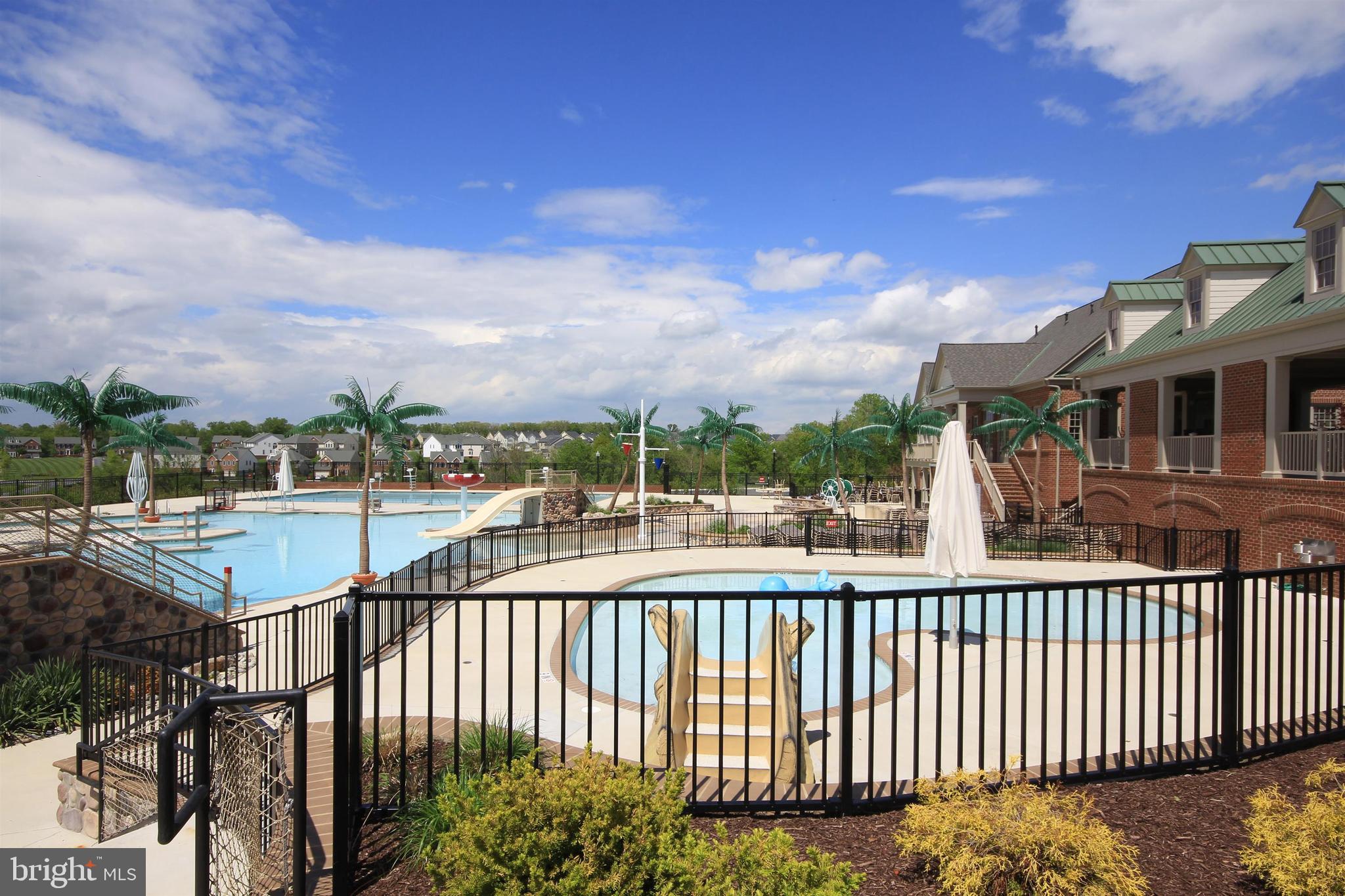 VILLAGES OF URBANA - Residential Lease