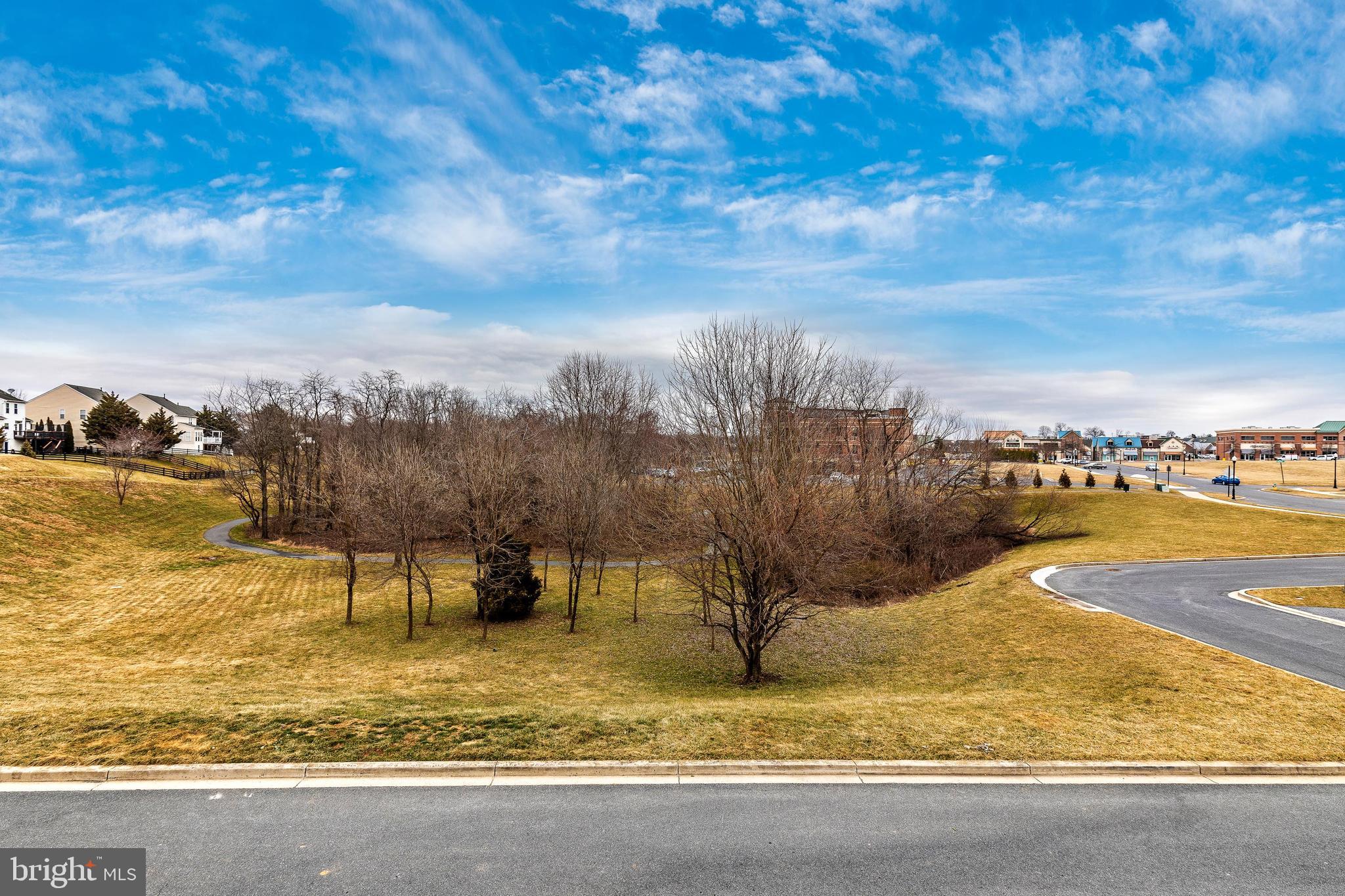 VILLAGES OF URBANA - Residential Lease