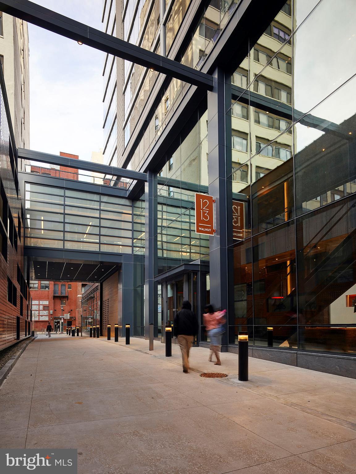 CENTER CITY - Residential Lease