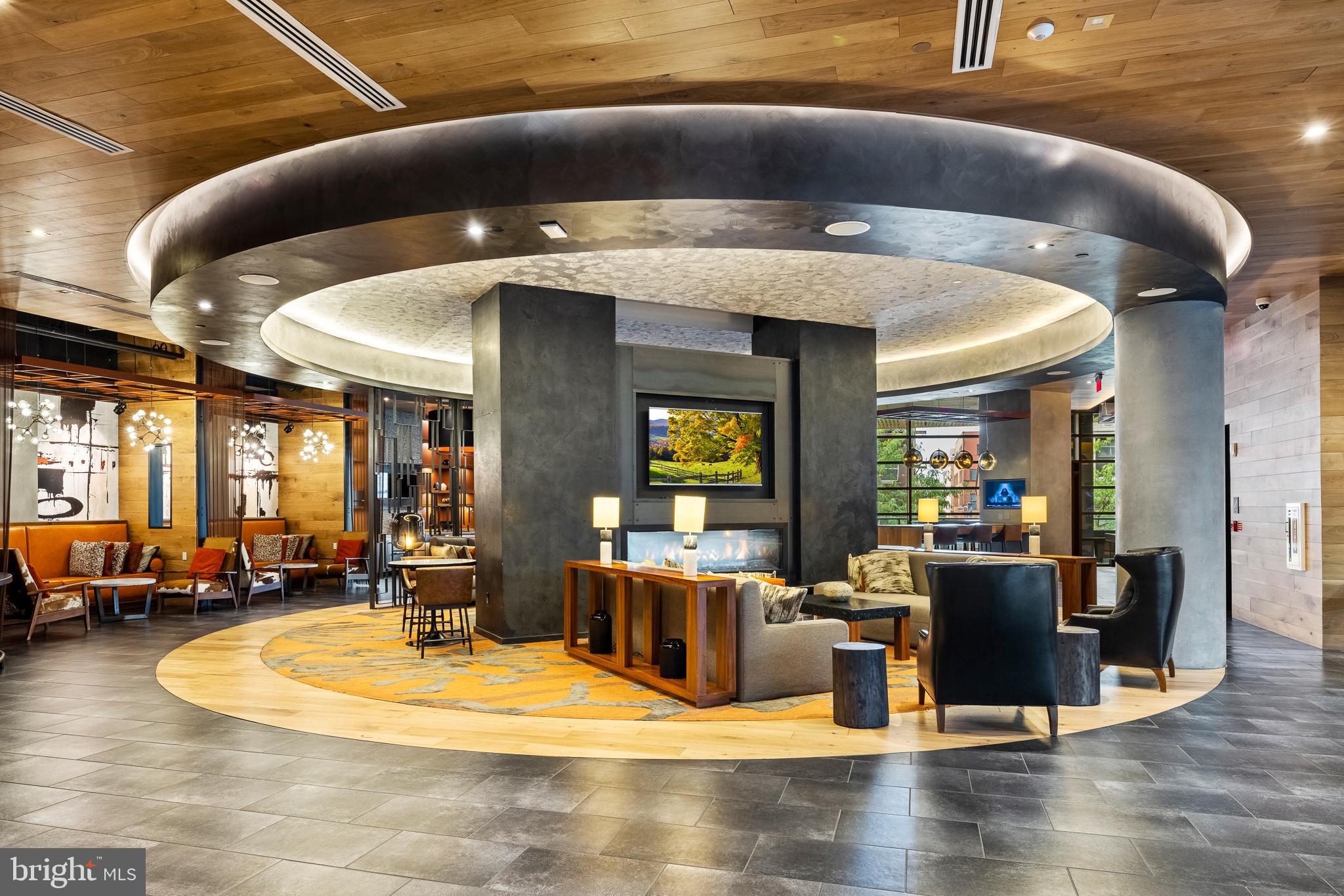 CENTER CITY - Residential Lease