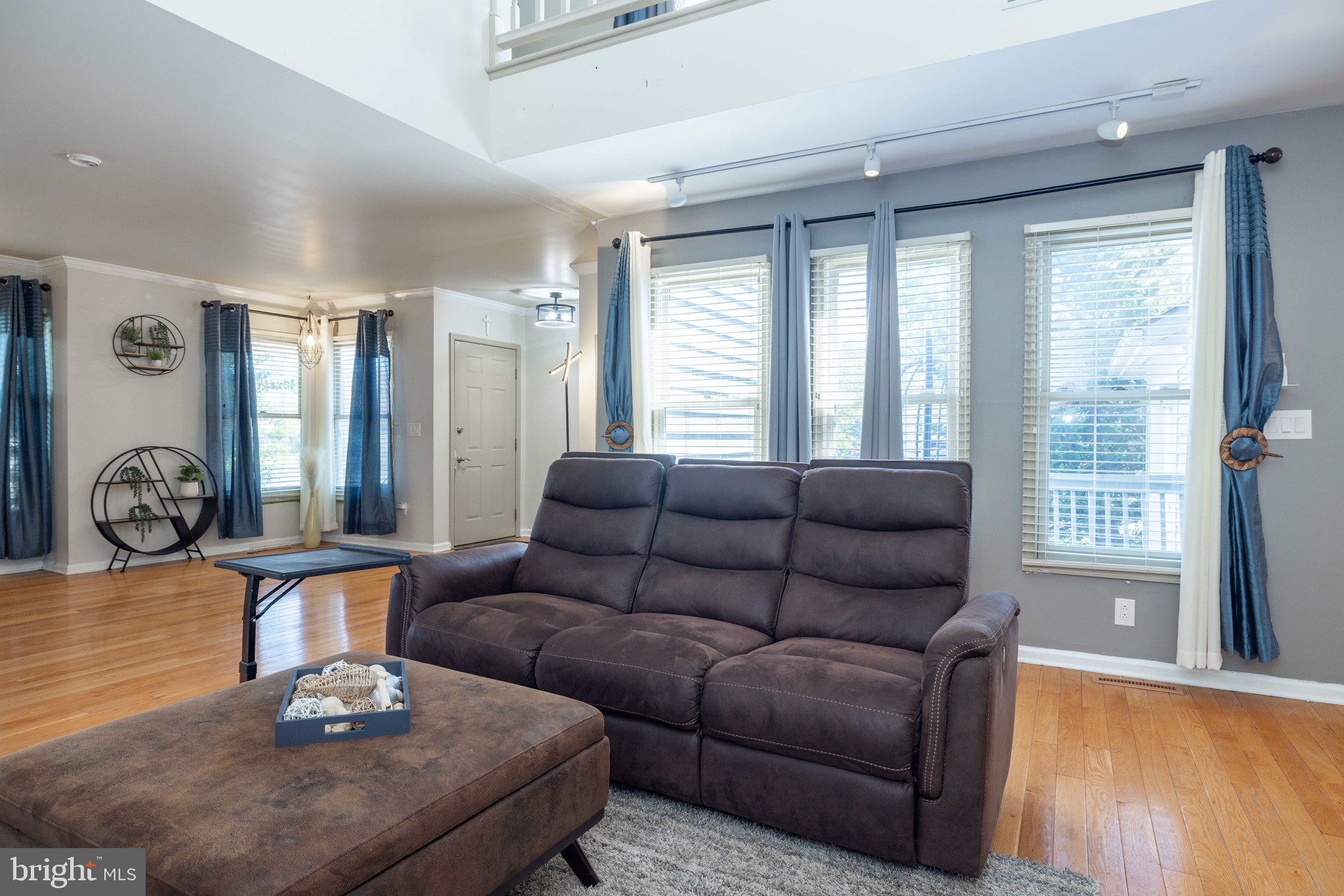 THE MEADOWS - Residential