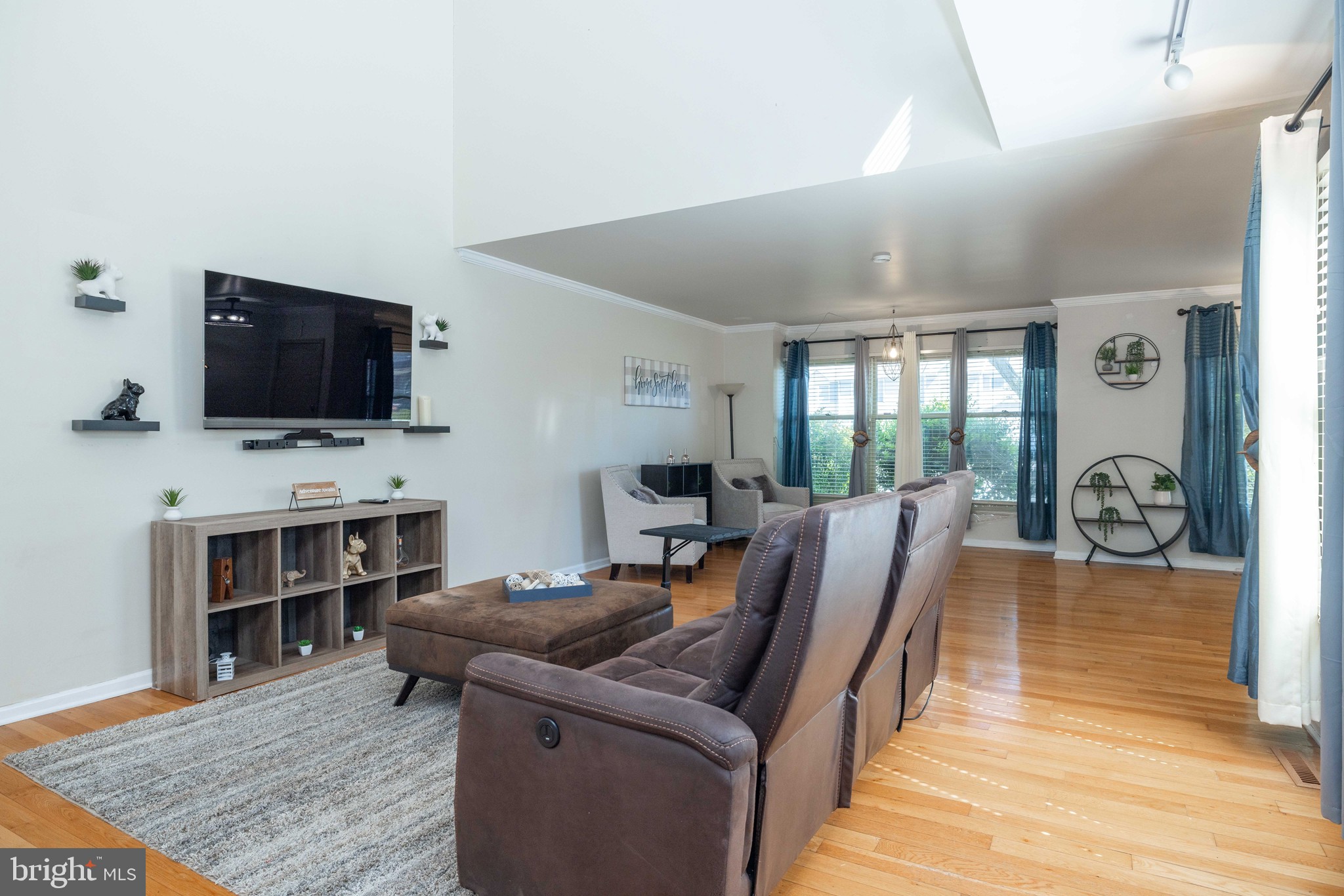 THE MEADOWS - Residential