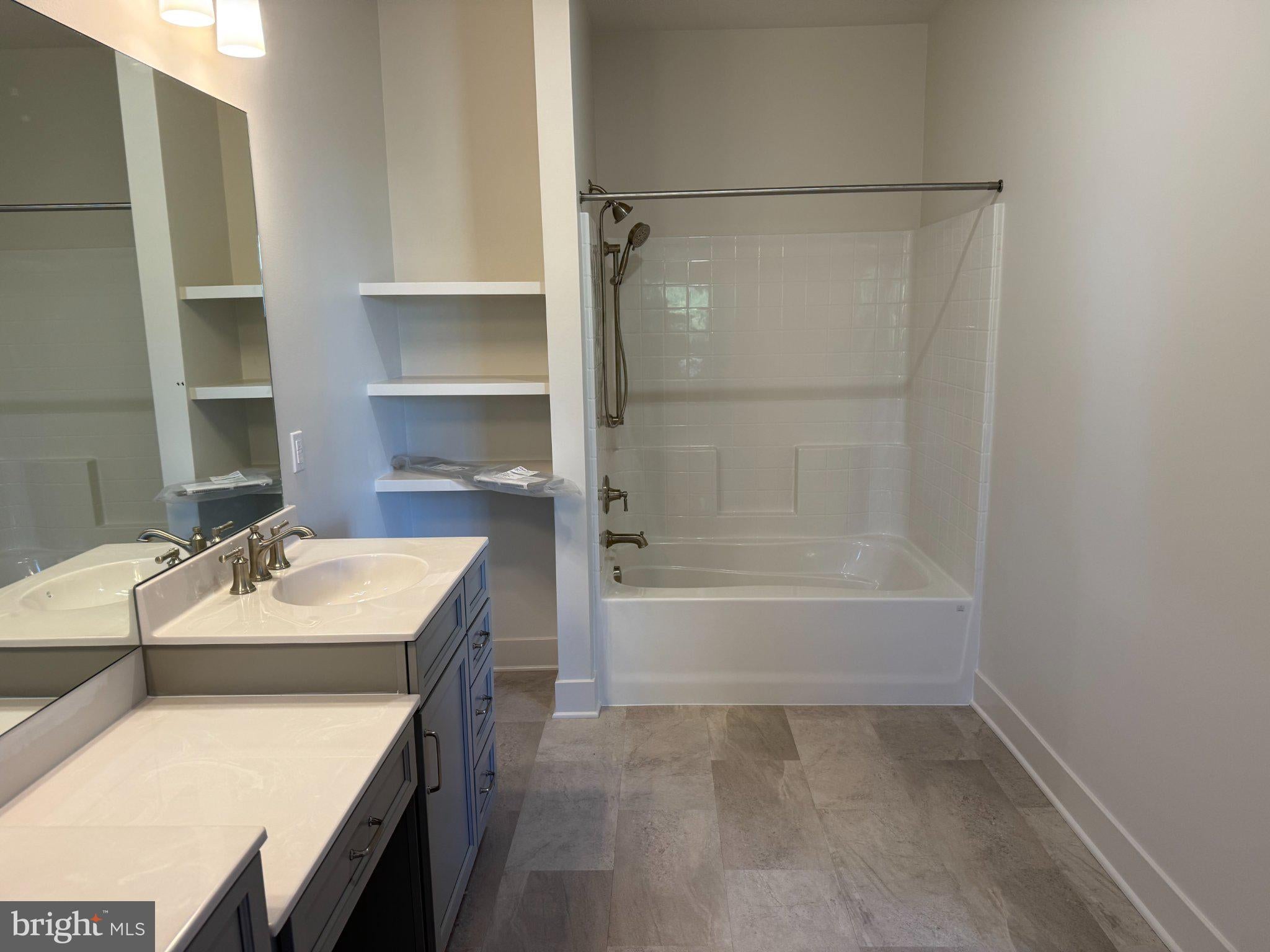 232 PARKSIDE PLACE LOT 20