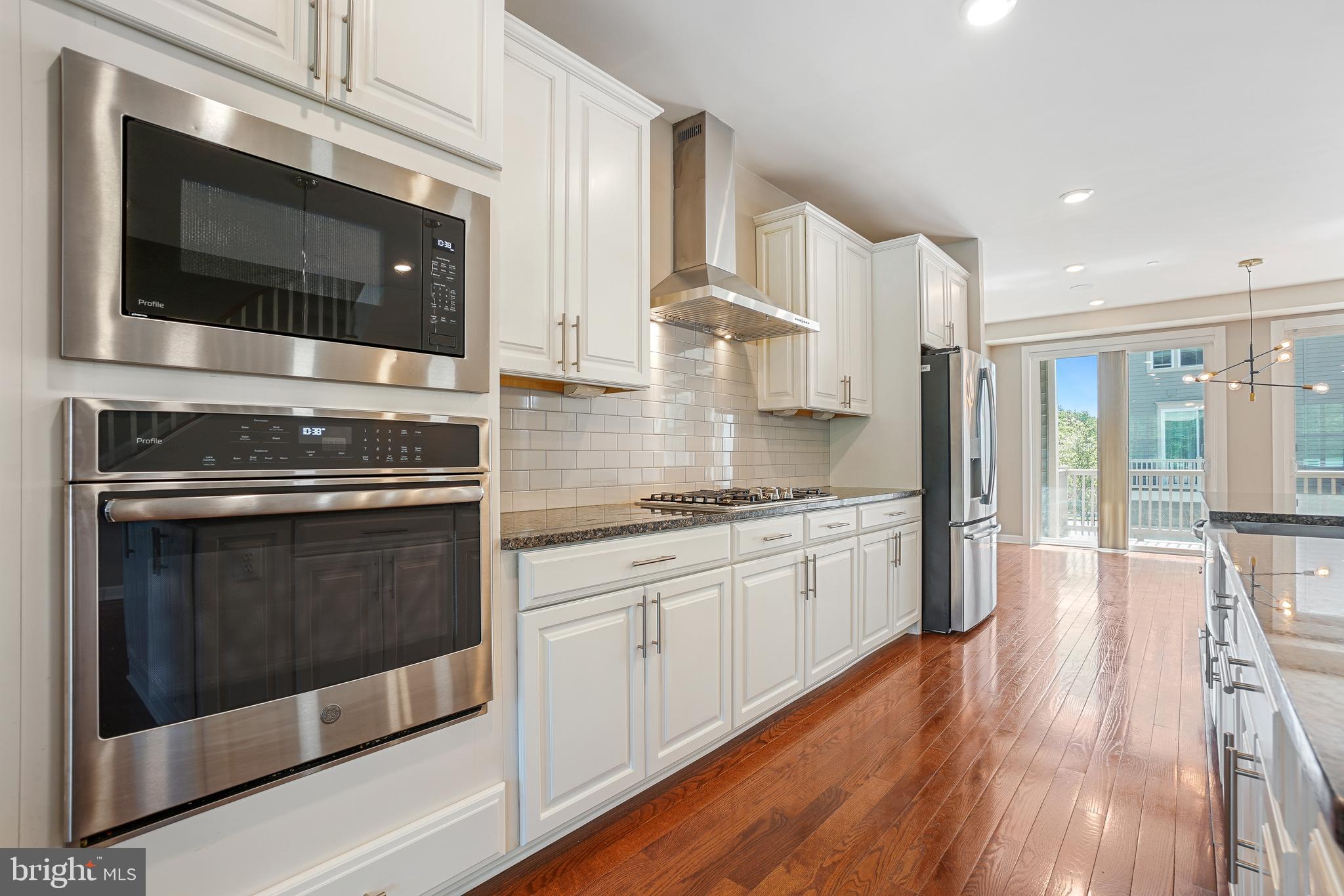 GREENBELT STATION - Residential