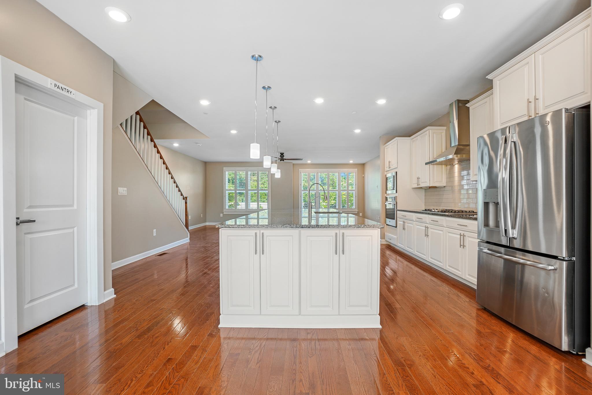 GREENBELT STATION - Residential