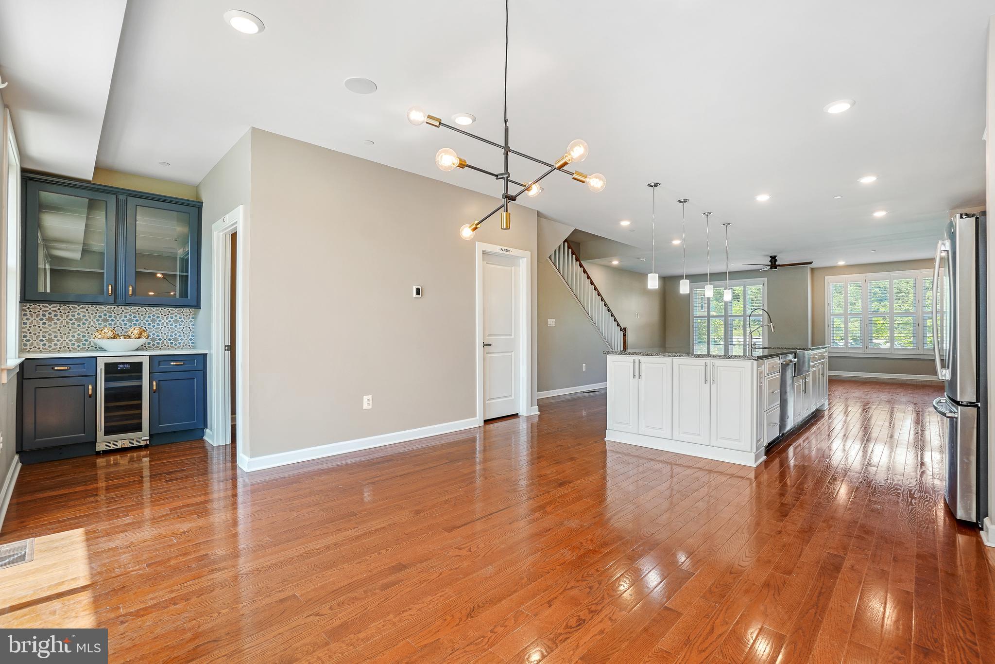 GREENBELT STATION - Residential