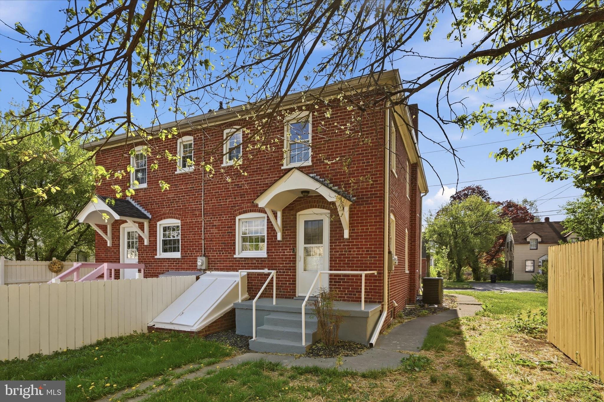 ORCHARD TERRACE - Residential