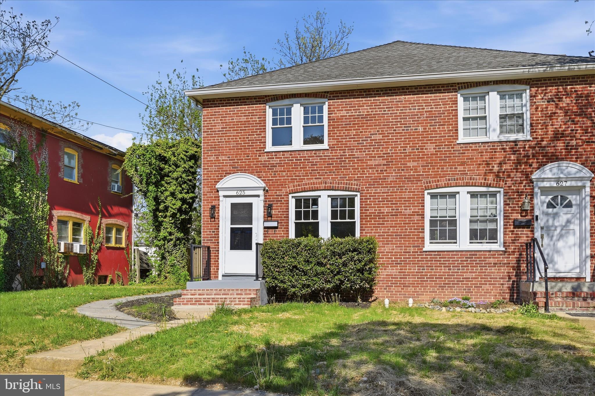 ORCHARD TERRACE - Residential