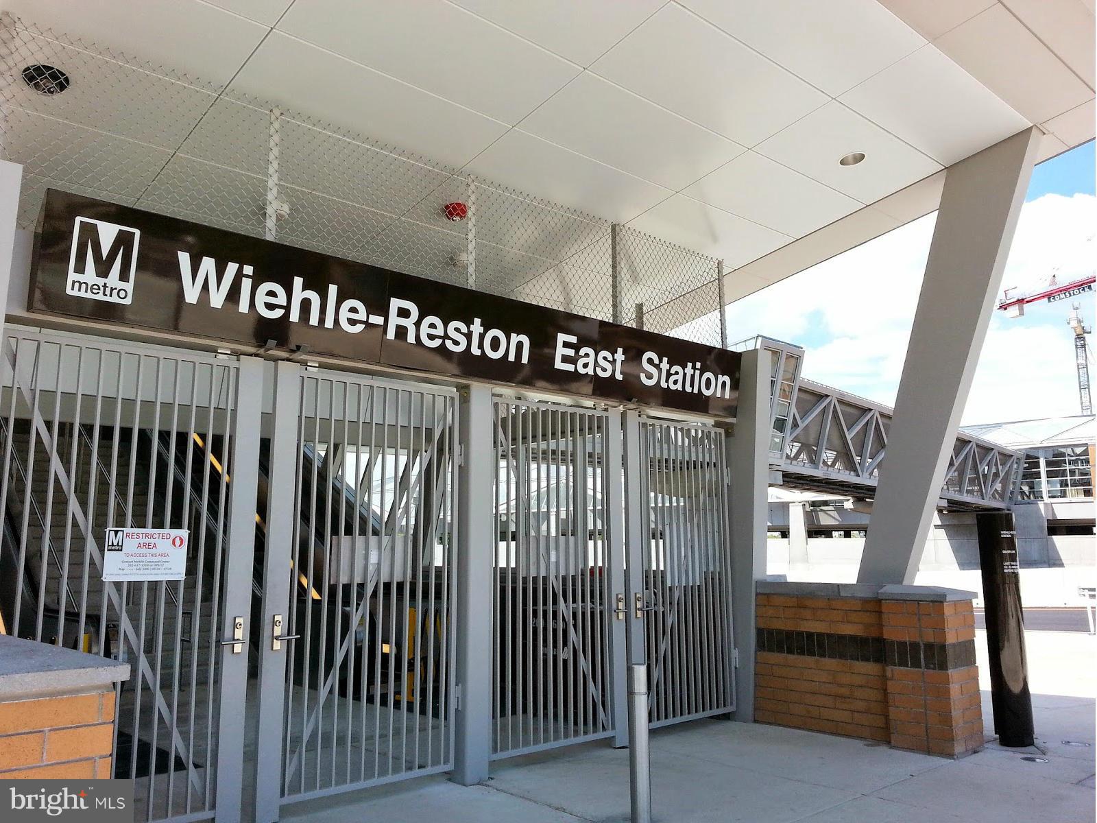 HUNTERS CROSSING - Residential