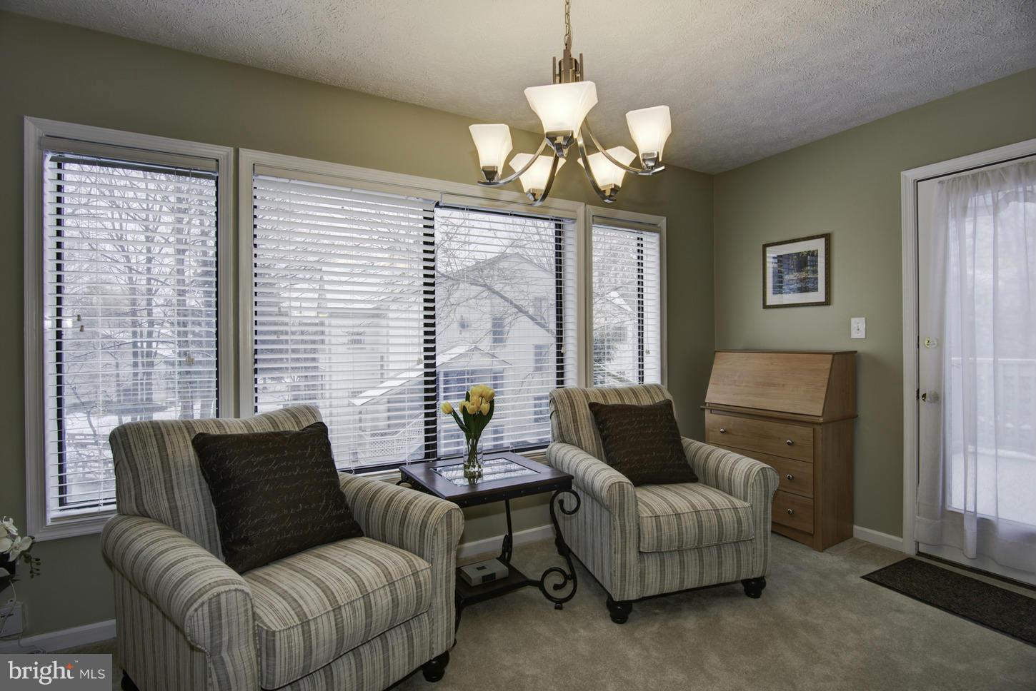 HUNTERS CROSSING - Residential