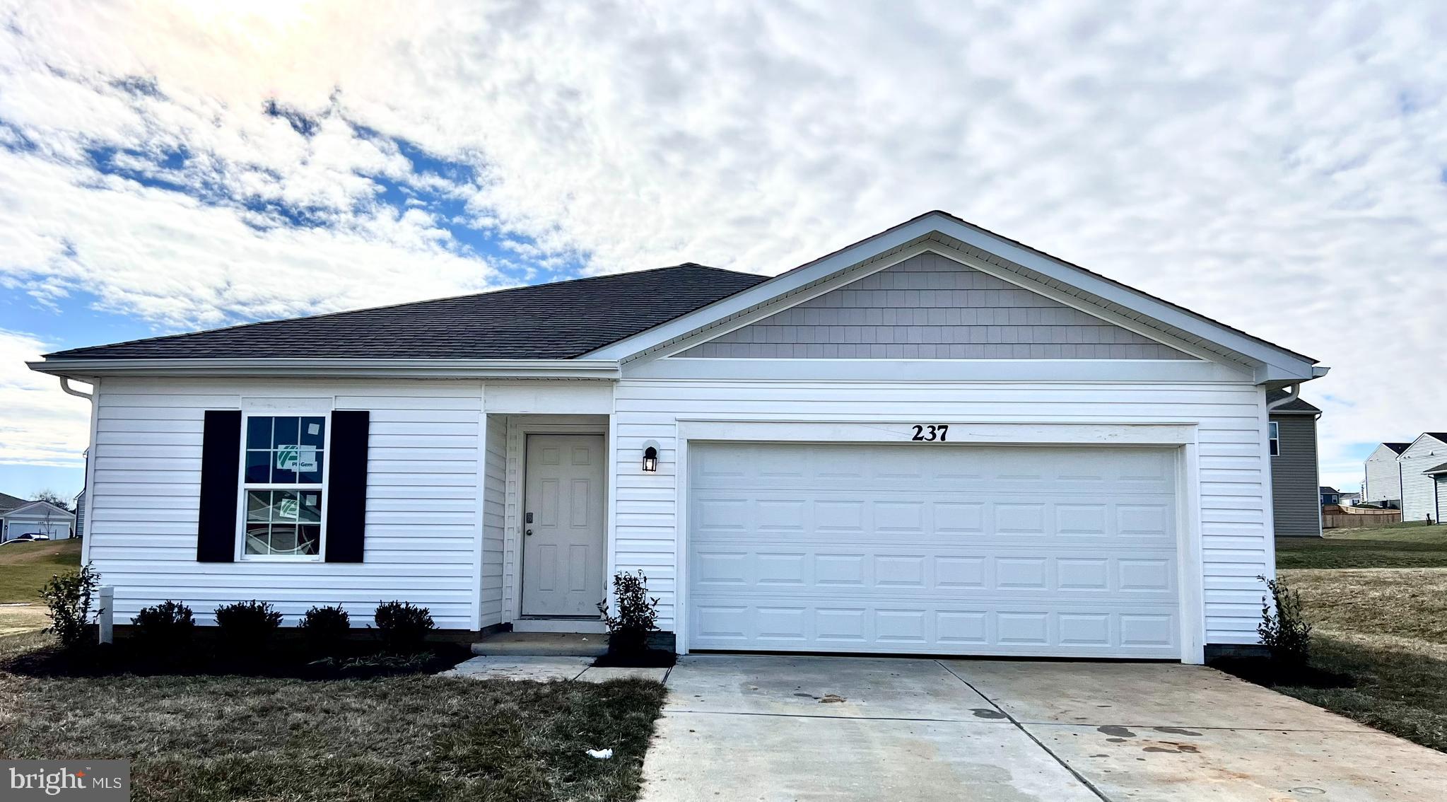 MAGNOLIA SPRINGS - Residential