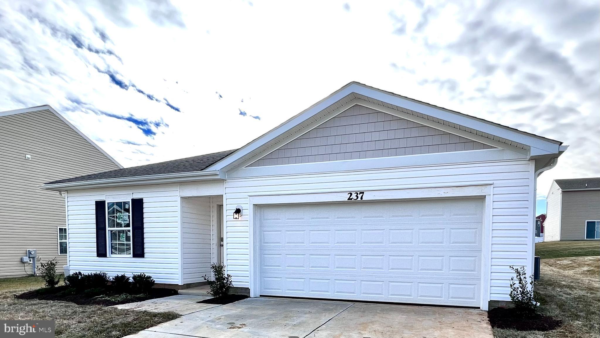 MAGNOLIA SPRINGS - Residential