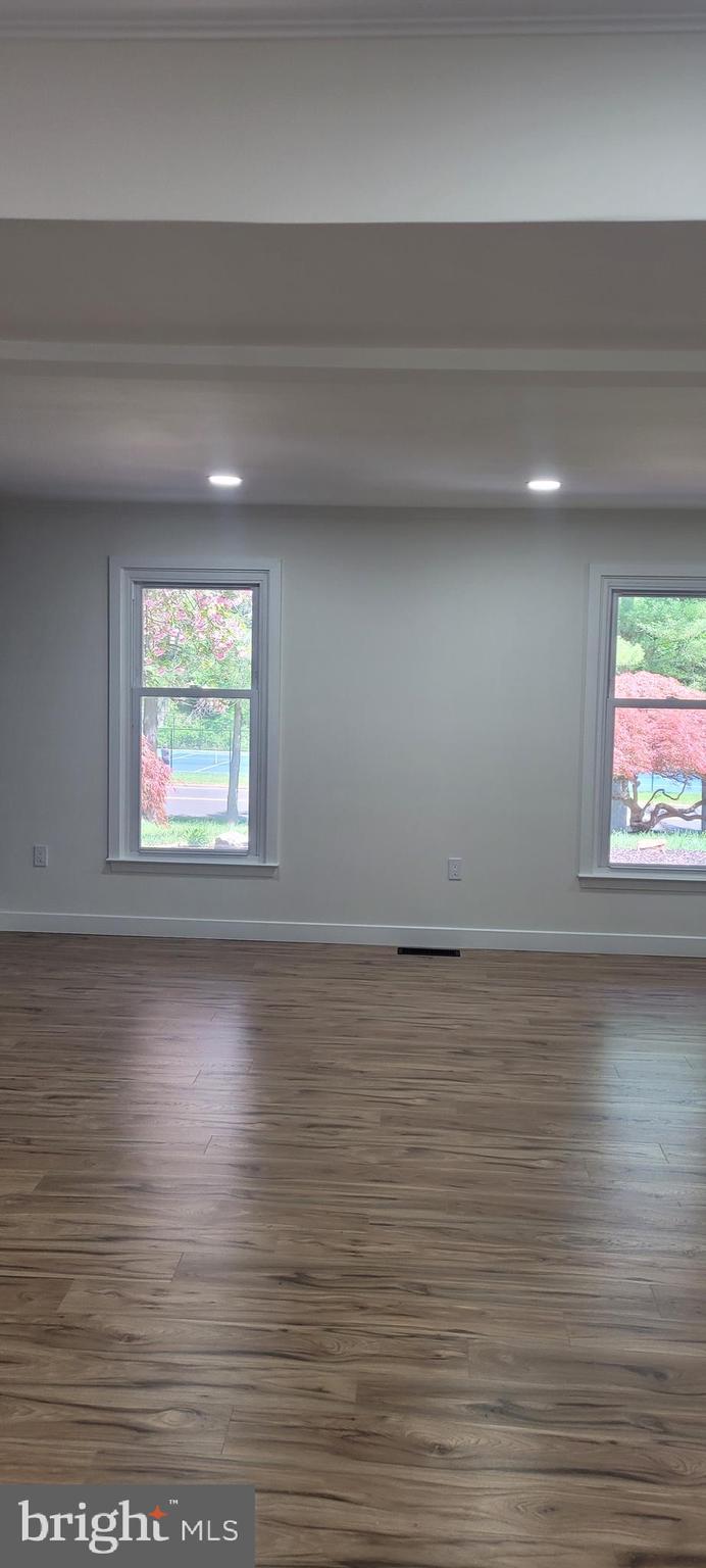 YARDLEY HUNT - Residential