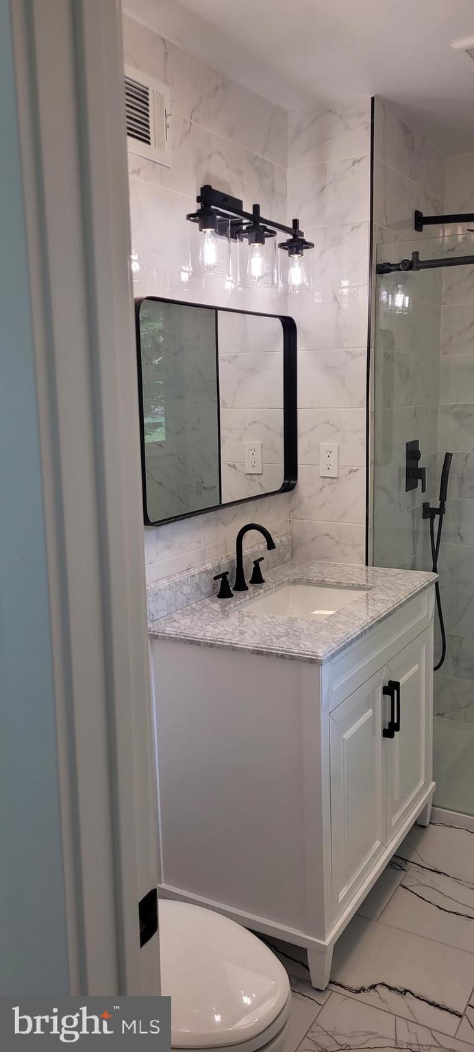 YARDLEY HUNT - Residential