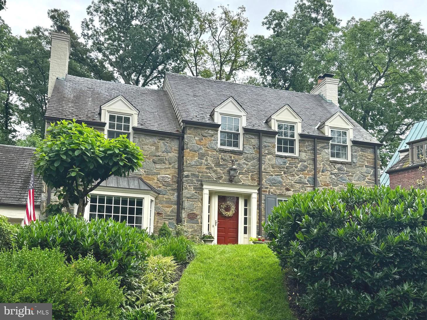 3202 PICKWICK LANE