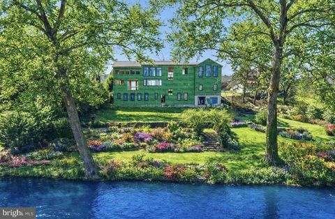 2468 RIVER ROAD NEW HOPE PA 18938