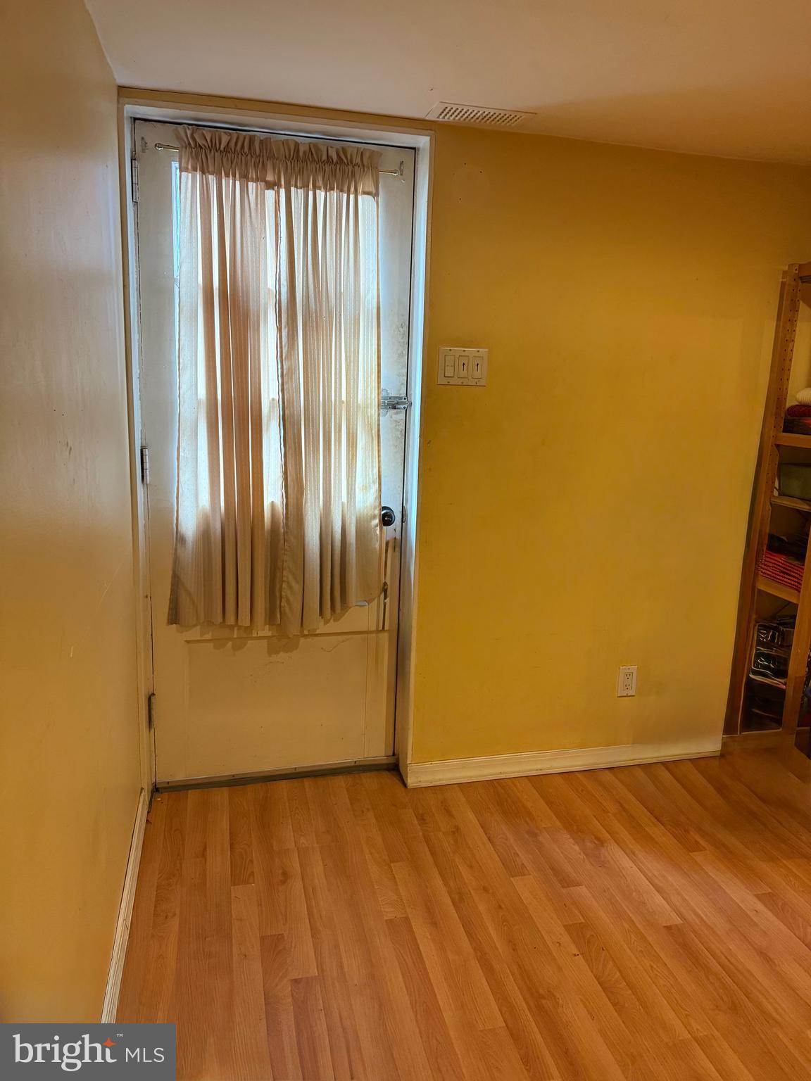 LOGAN SQ - Residential Income