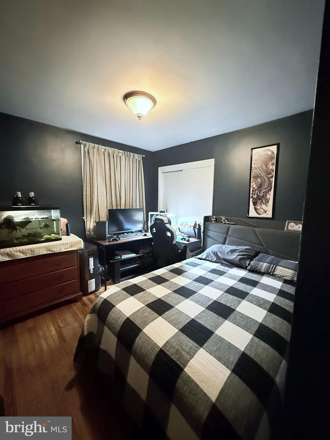 LOGAN SQ - Residential Income