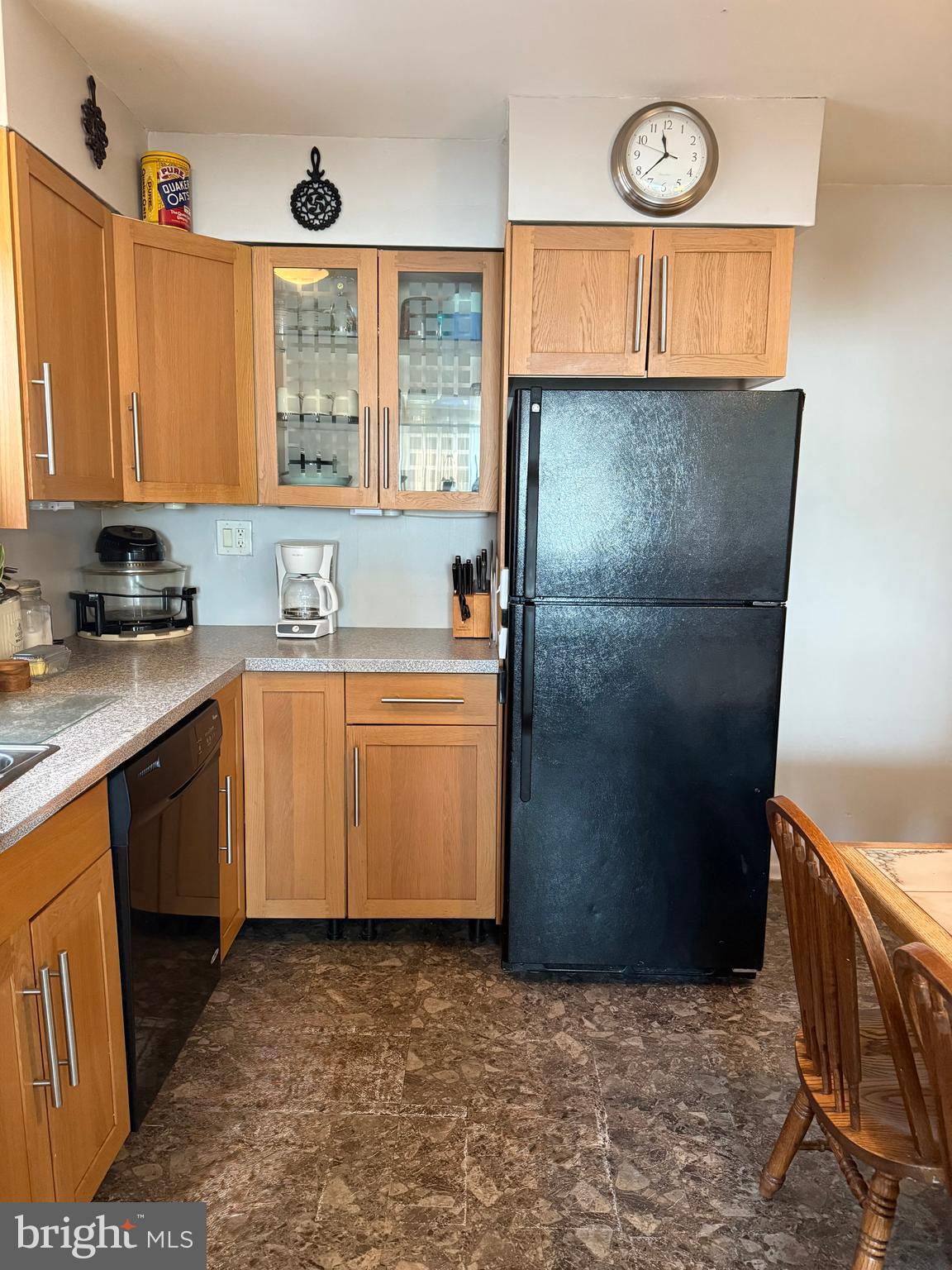 LOGAN SQ - Residential Income