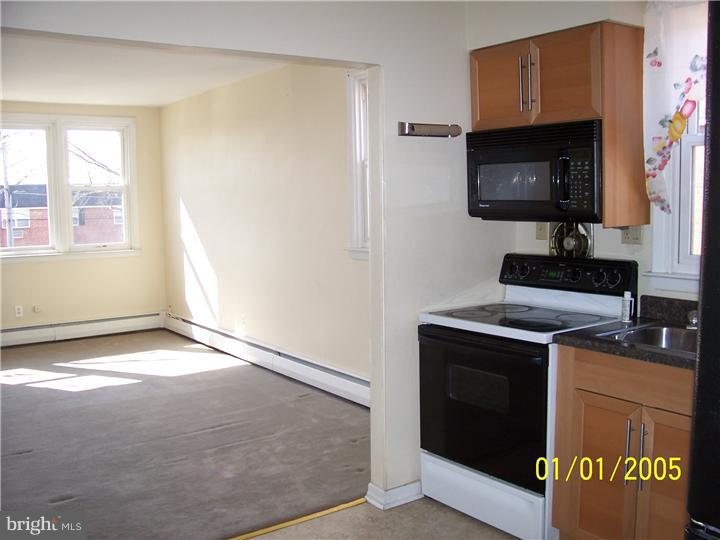 LOGAN SQ - Residential Income