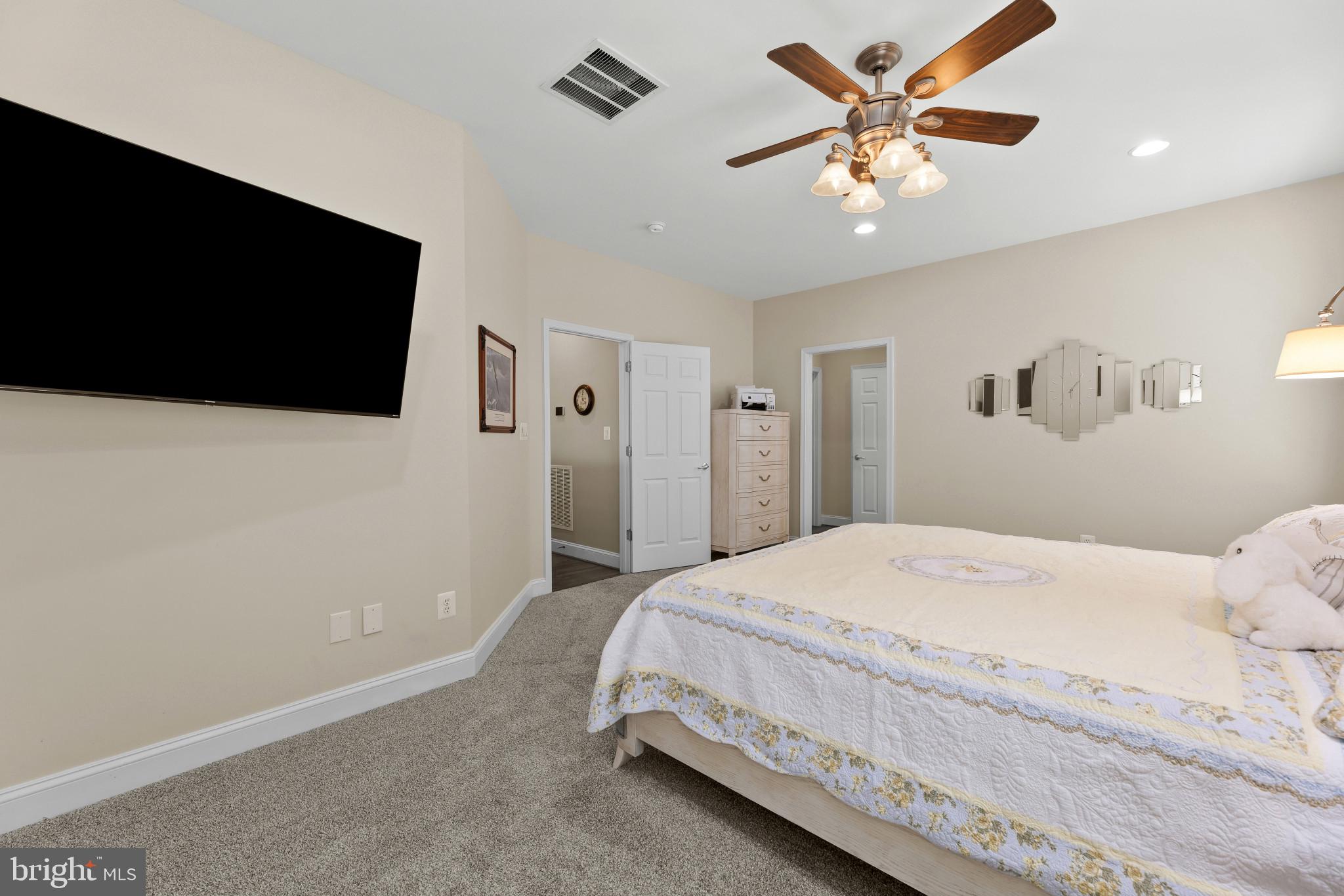 HERITAGE HUNT - Residential