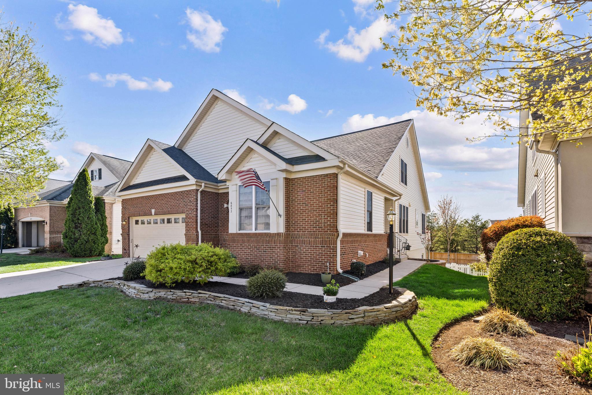 HERITAGE HUNT - Residential