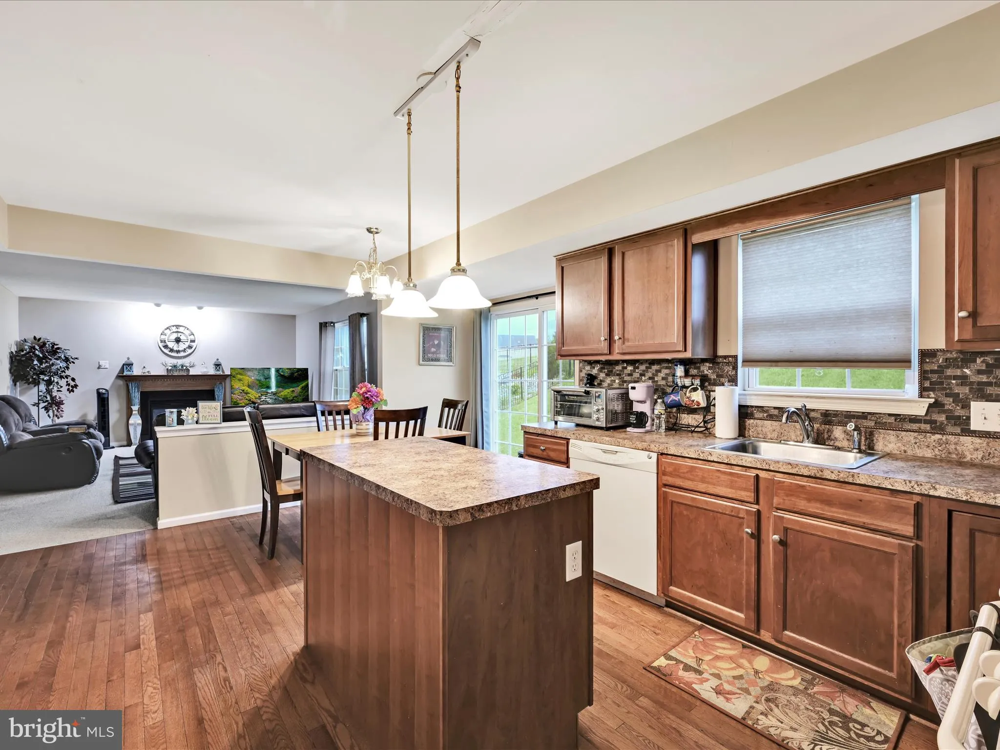 Douglassville, Pennsylvania 19518, United States, 4 Bedrooms Bedrooms, ,3 BathroomsBathrooms,Residential,Active,168189