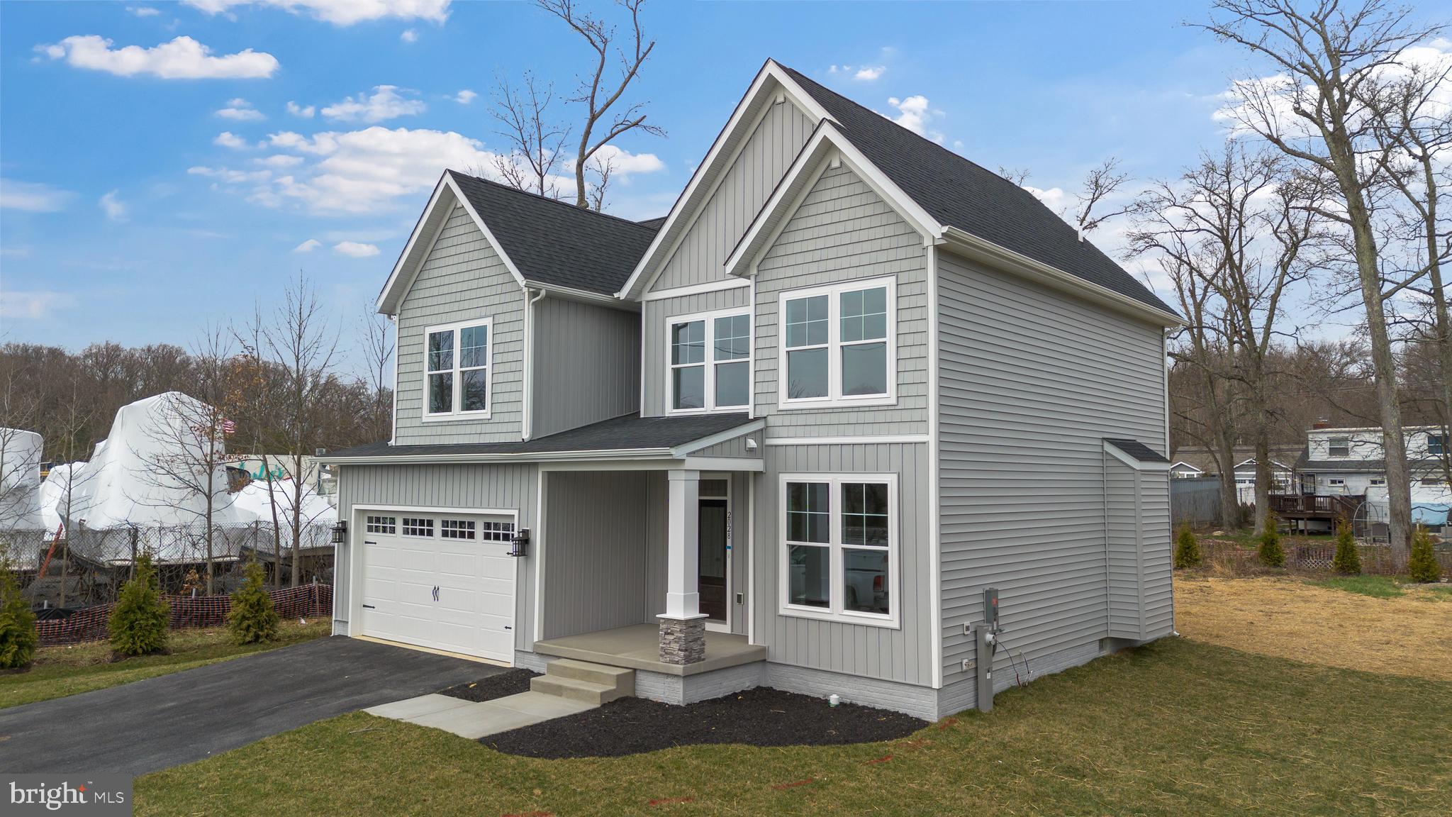 WATERS EDGE - Residential