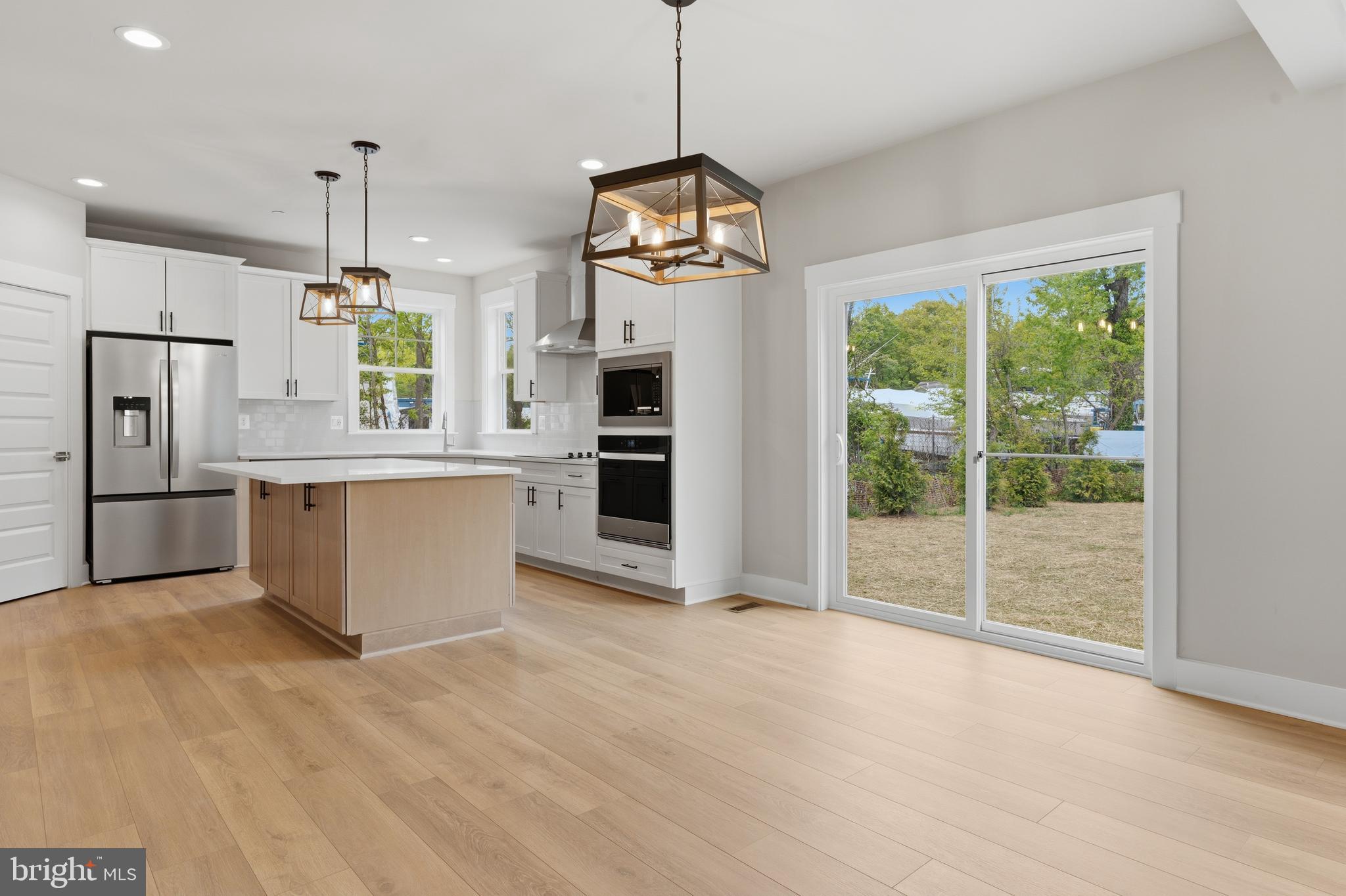 WATERS EDGE - Residential