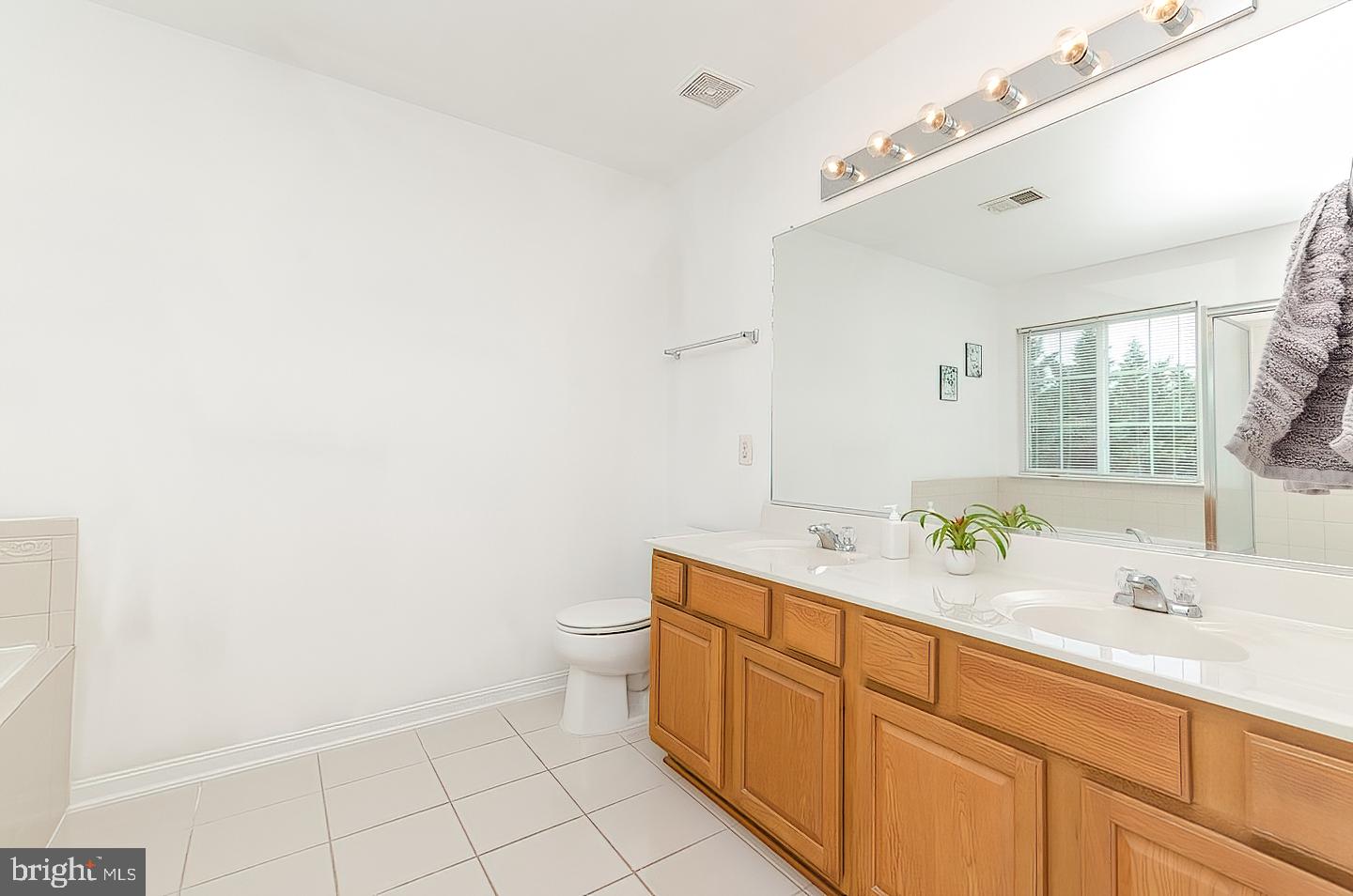 SHERIDAN ESTATES - Residential