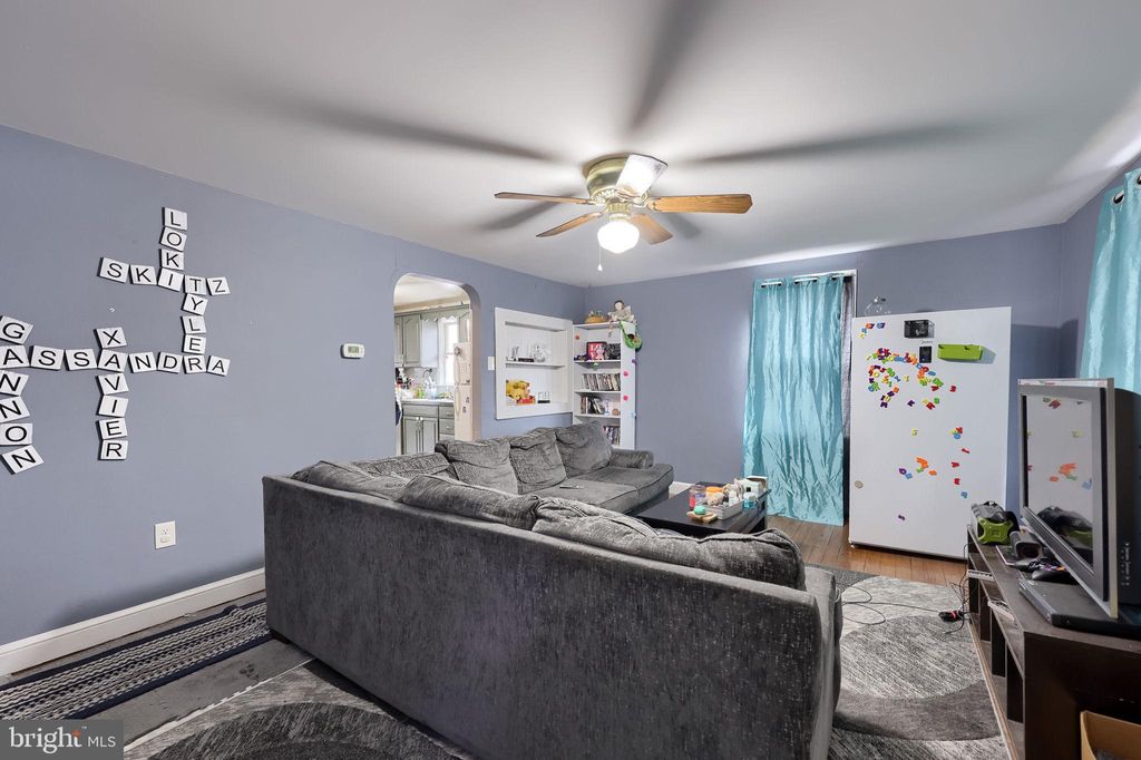 Photo of 966 S Albemarle Street, YORK, PA 17403 (MLS # PAYK2096154)