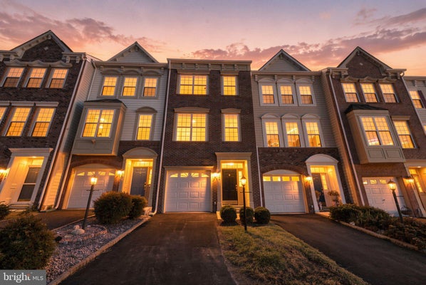 584 EDMONTON TER NE, LEESBURG, VA 20176 - Image d183f5d2cd85b82f721fb6a45a74eef0/828497553