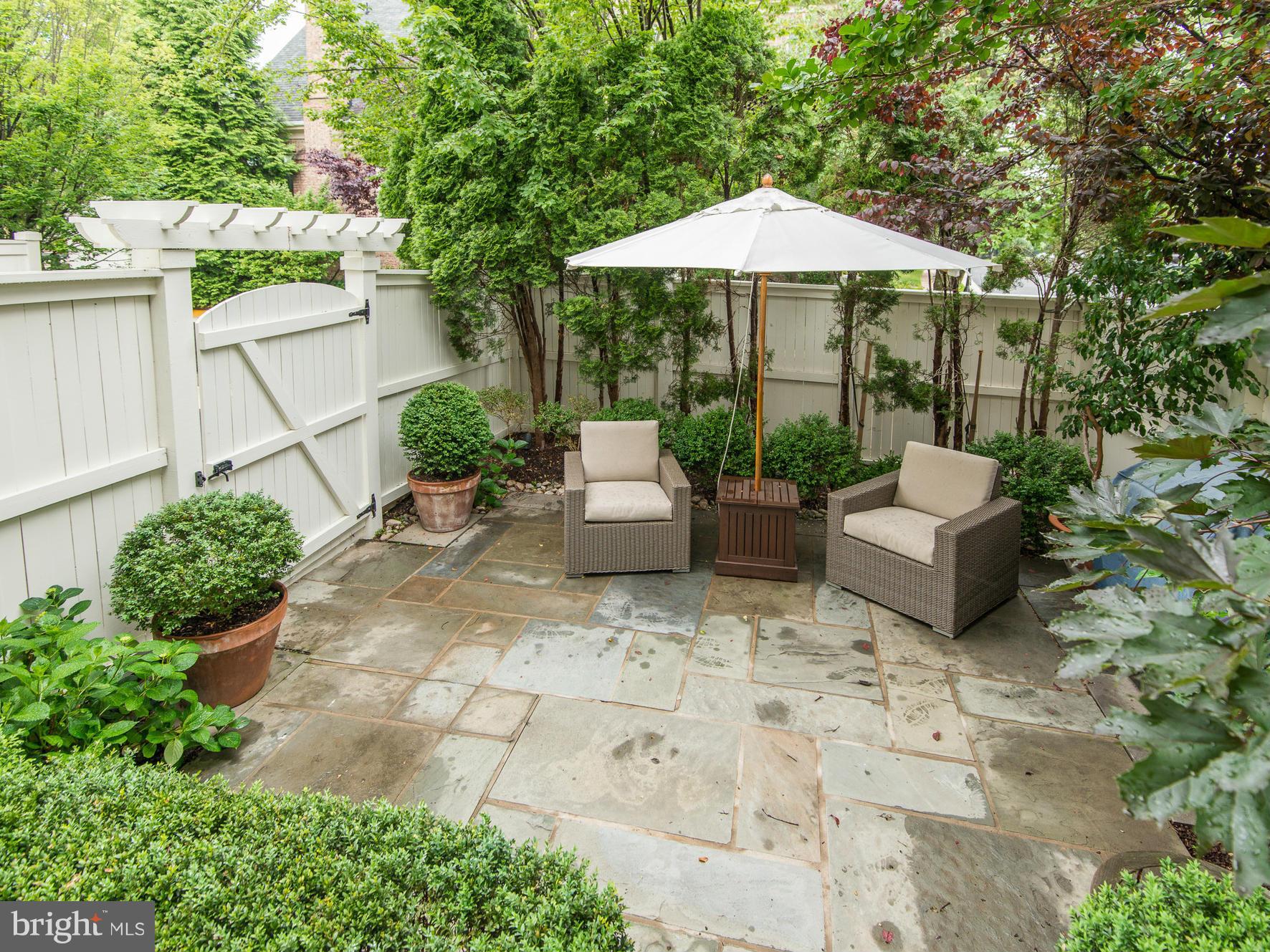 FARRCROFT - Residential