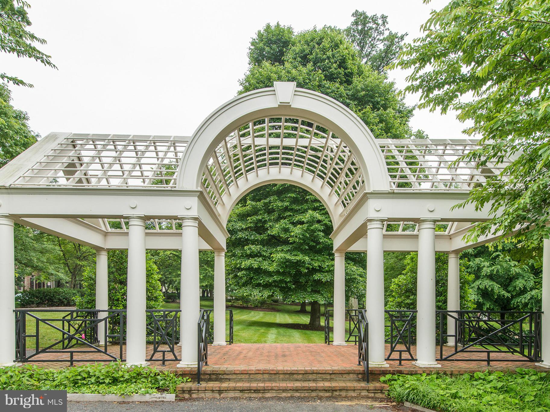 FARRCROFT - Residential