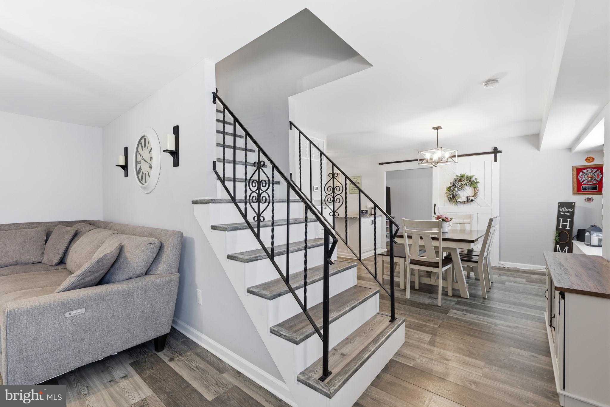 INTERNATIONAL VIL - Residential