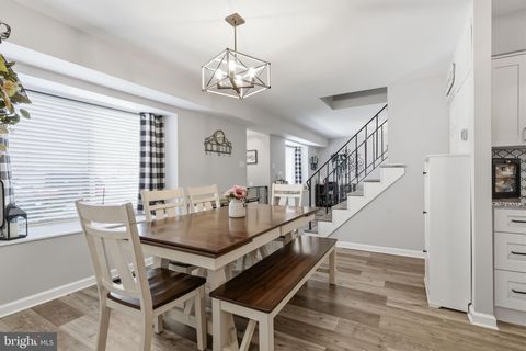 Condo For Sale - 22 Fitzwatertown Road #C7<br/> WILLOW GROVE, PA 19090