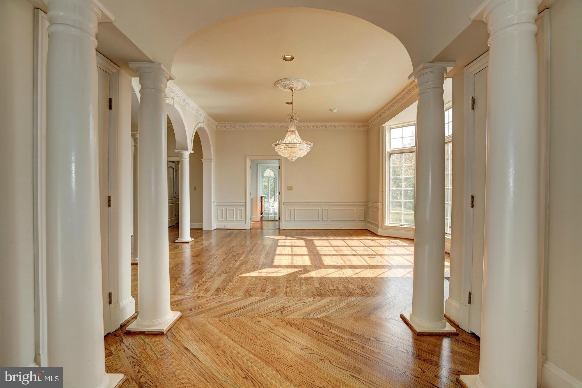 KENTSDALE ESTATES - Residential