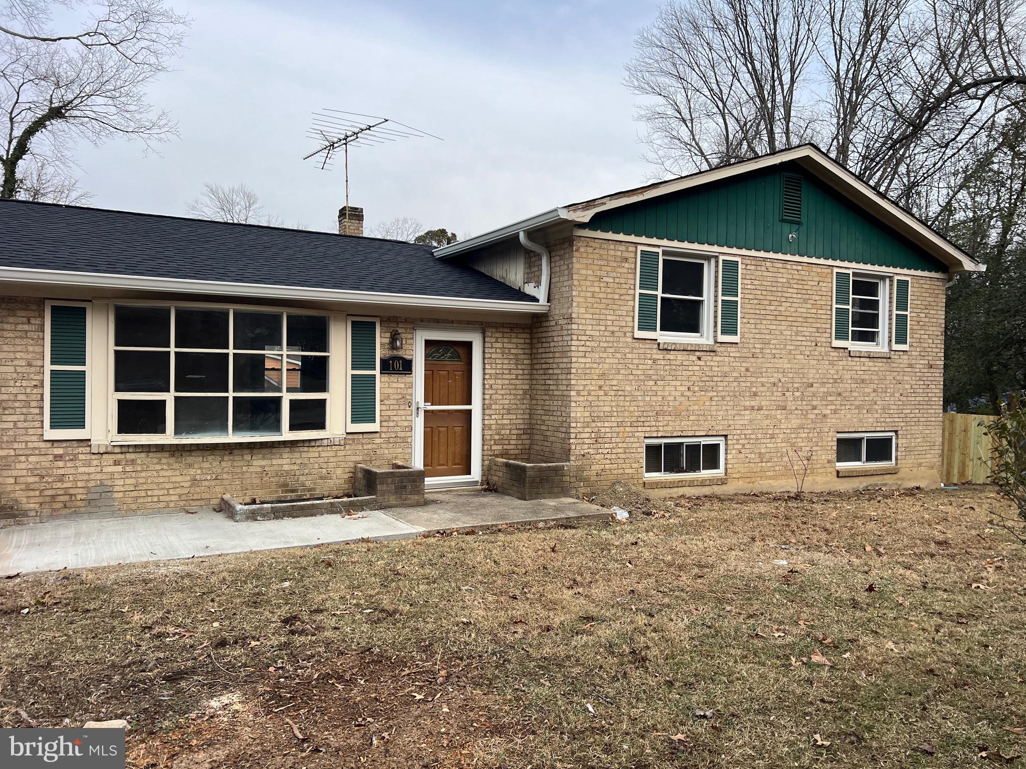 101 CAPTAIN BRENDT DRIVE