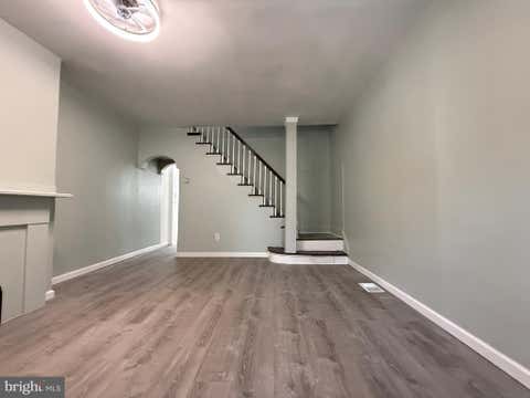 Townhouse For Sale - 1811 N Reese Street<br/> PHILADELPHIA, PA 19122