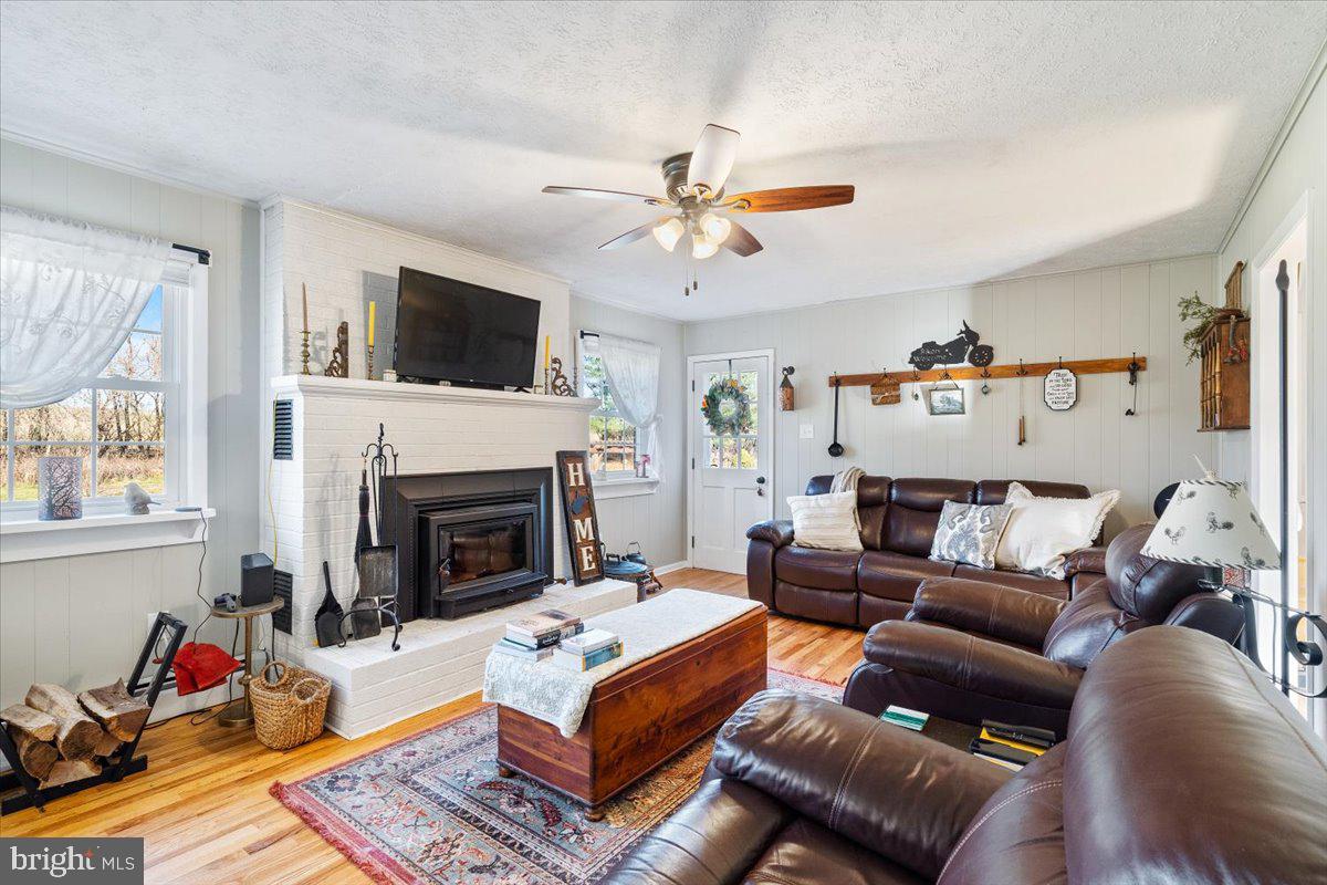 AVON BEND - Residential