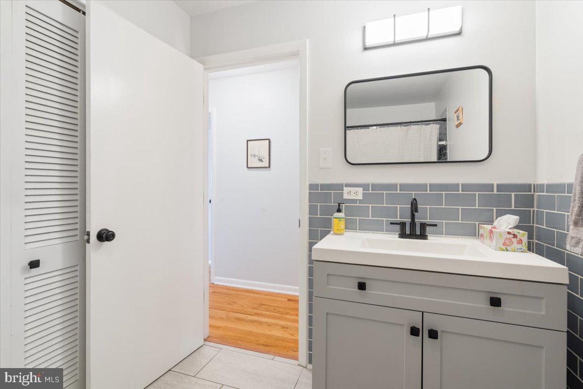 AVON BEND - Residential