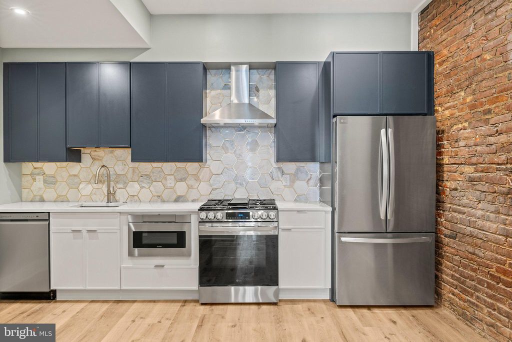 Photo of 152 Fairmount Avenue #1, PHILADELPHIA, PA 19123 (MLS # PAPH2581568)