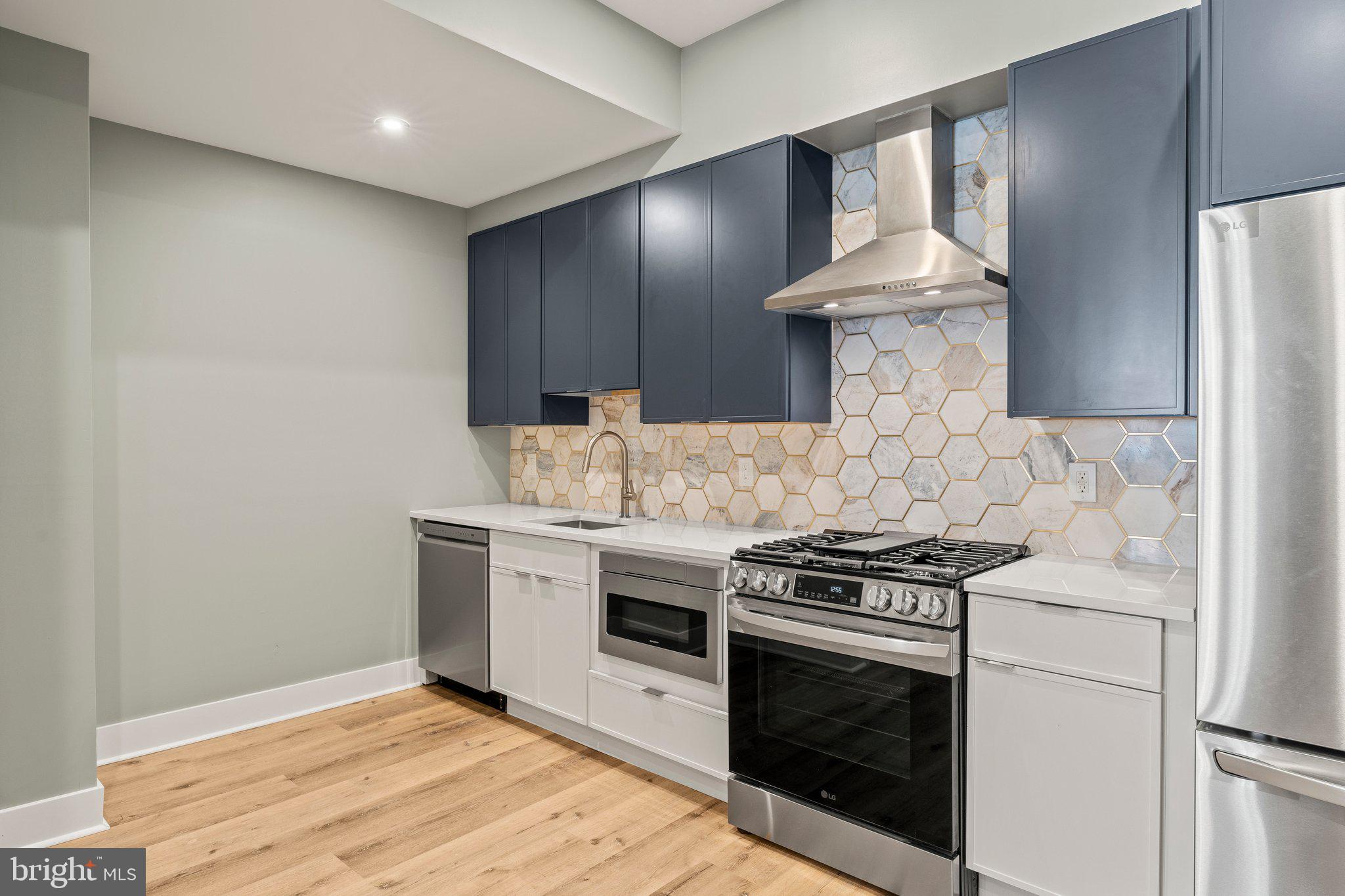 152 FAIRMOUNT AVENUE 1