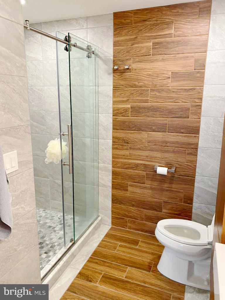 CREEK VIEW CROSSING - Residential