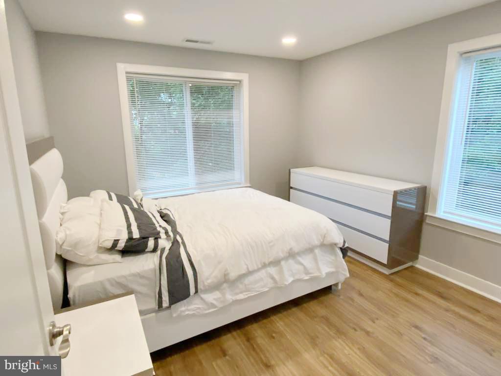 CREEK VIEW CROSSING - Residential