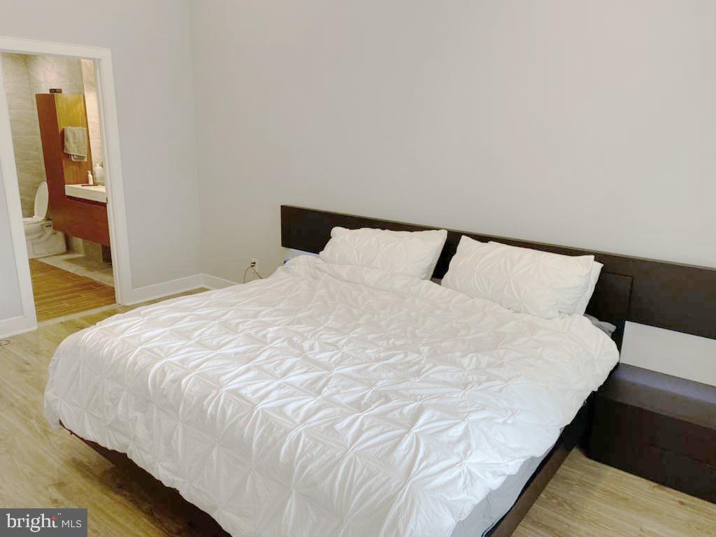 CREEK VIEW CROSSING - Residential