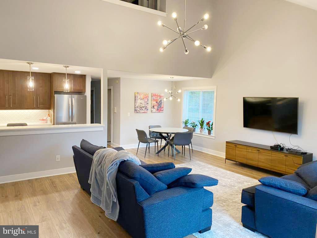 CREEK VIEW CROSSING - Residential