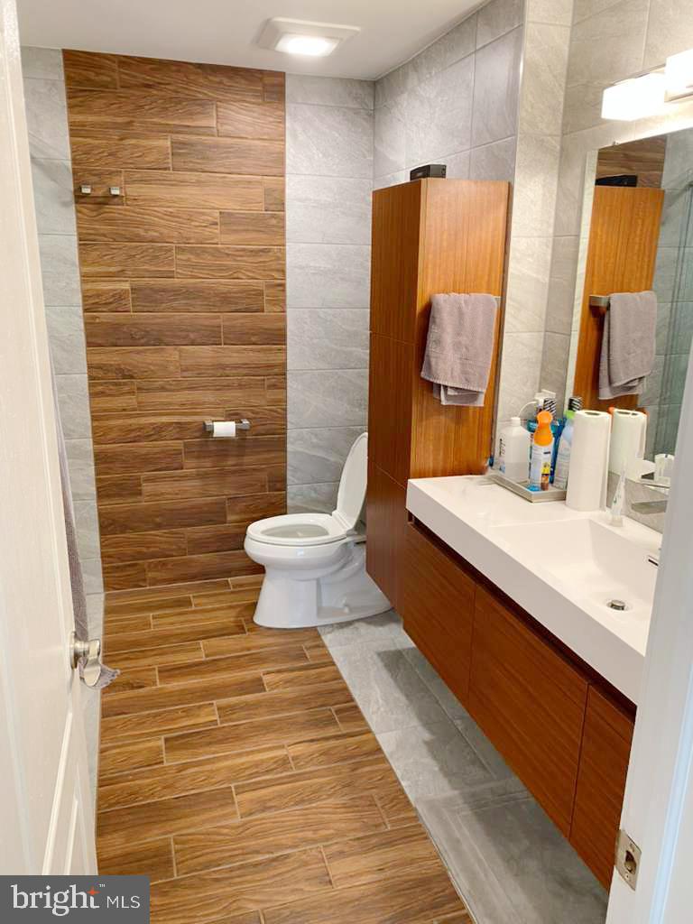 CREEK VIEW CROSSING - Residential